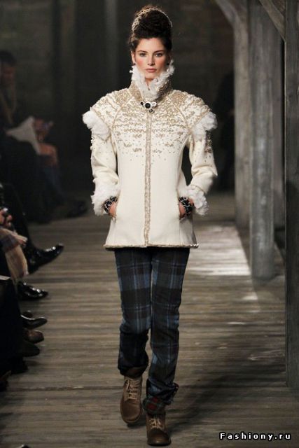 Chanel pre-fall 2013